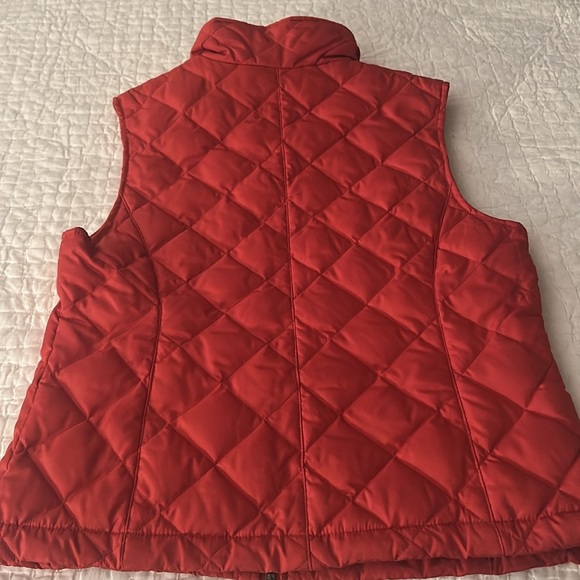 Kenneth Cole Reaction Women's Quilted Vest, size S, burnt orange - Picture 3 of 4